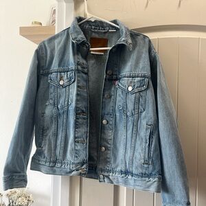 Levi's Blue Denim 90s trucker Jacket size M women’s